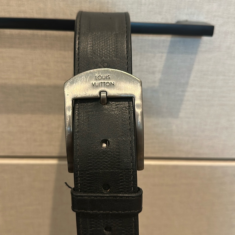 Louis Vuitton black belt for men